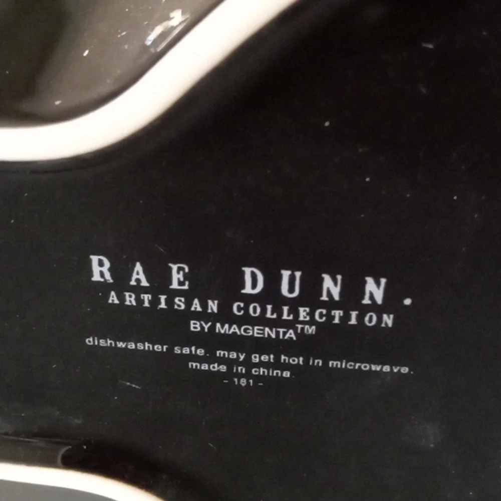 Rae Dunn Bone Appetit Dog / Cat Dish 🐈‍⬛🐕